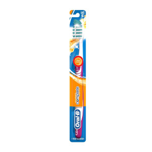 Oral-B complete clean Toothbrush -(1 piece)